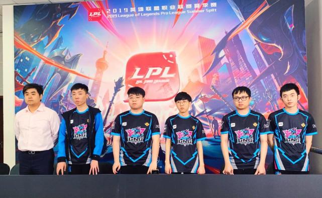 队内部经历 队内部经历