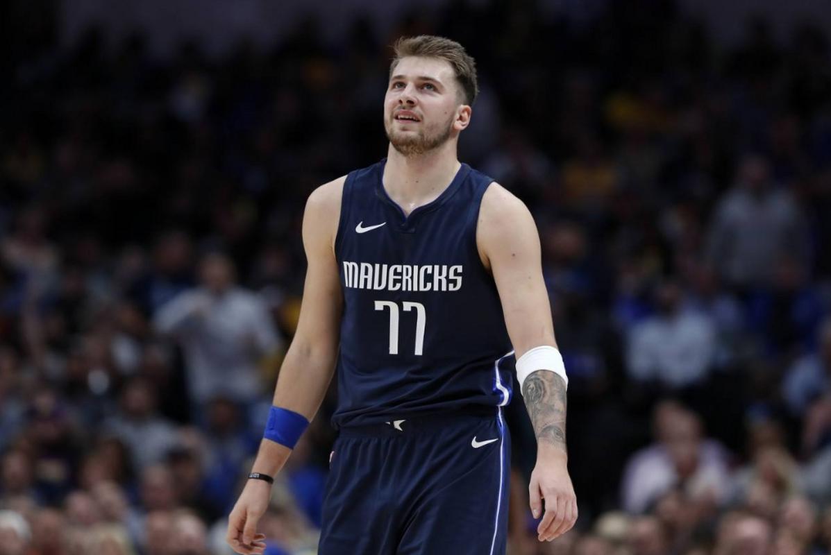 她都能保持 她都能保持